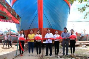 Ninh Thuận hạ thủy tàu vỏ gỗ đóng mới theo Nghị định 67.