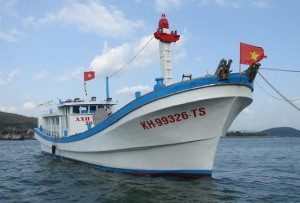 Ngư dân miền Trung chuộng đóng tàu cá bằng vật liệu composite